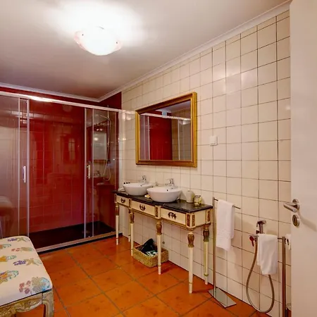 Oliva Al 몬카라파초